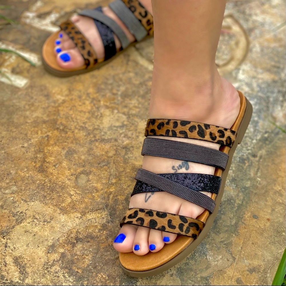 Leopard Glitter Sandals - Picture 6 of 12